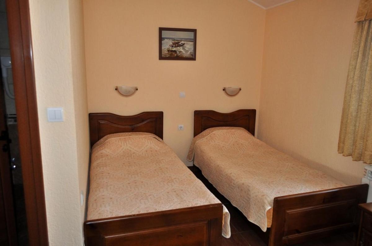 Spartak Family Hotel Smolyan Exteriör bild