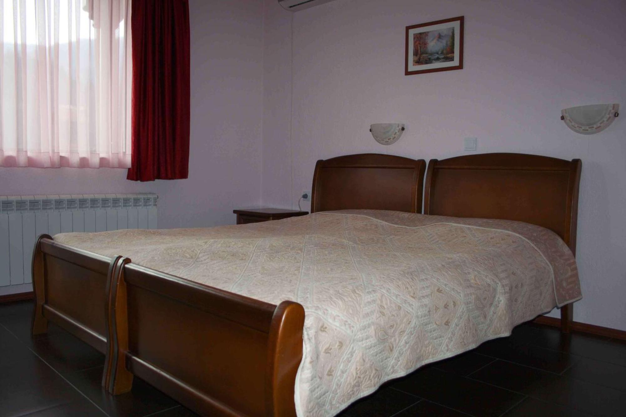 Spartak Family Hotel Smolyan Rum bild